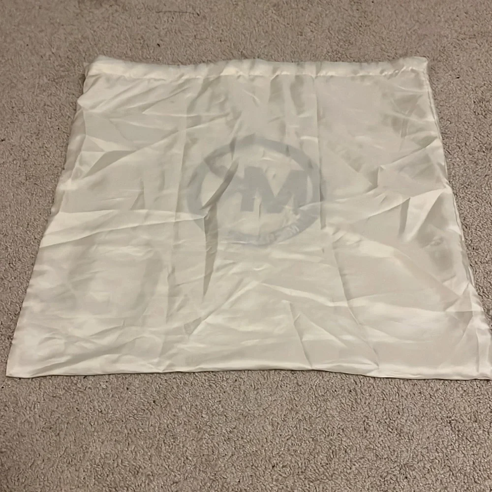 Michael Kors Large Silky Dustbag for Purse 20‎ x 20